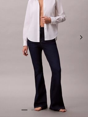 Calvin Klein High Rise Flare Jeans 27
